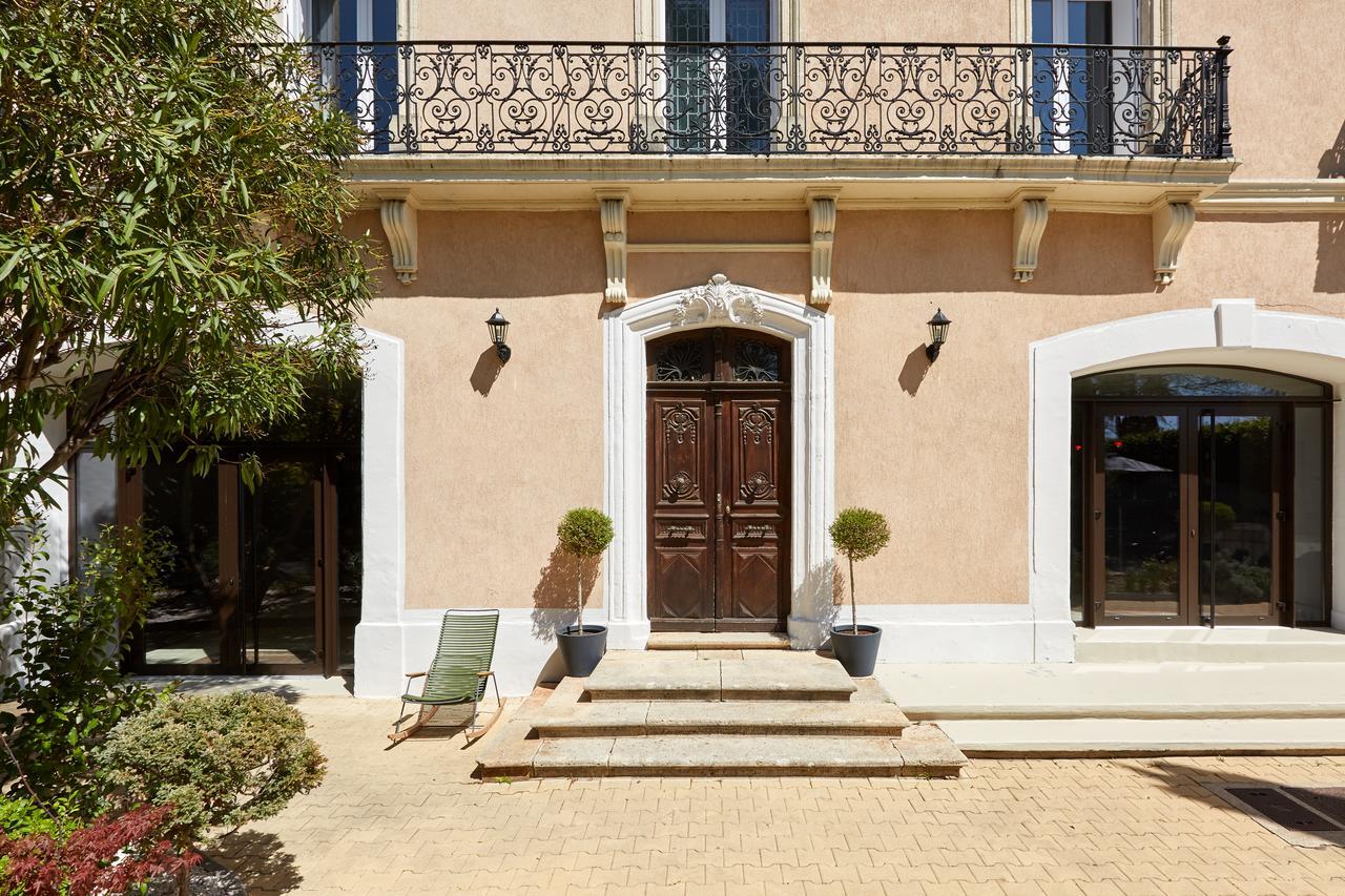 Hotel Saint-Alban Nézignan-lʼÉvêque Zewnętrze zdjęcie